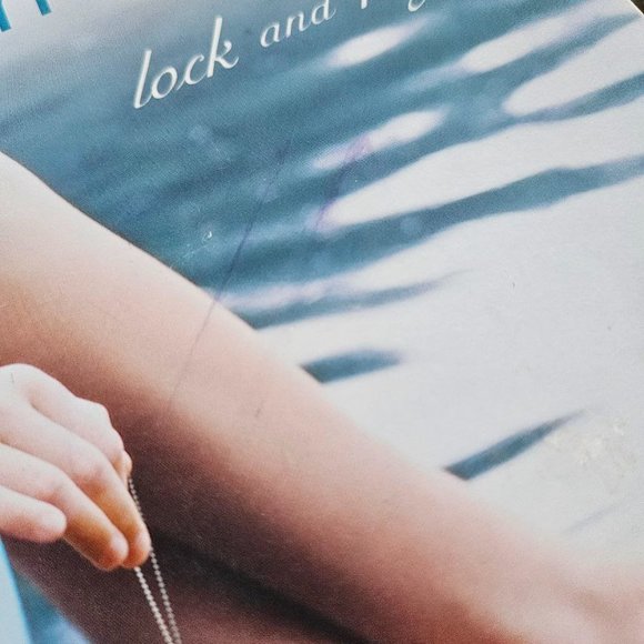 2 Book Bundle by Sarah Dessen - Someone‎ Like You & Lock and Key - Paperback - Picture 3 of 11